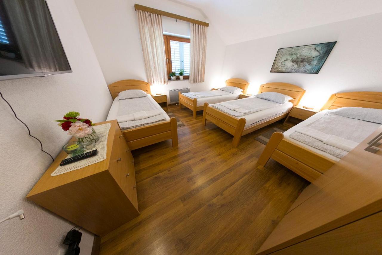 Apartments Oeneus Racic Εξωτερικό φωτογραφία