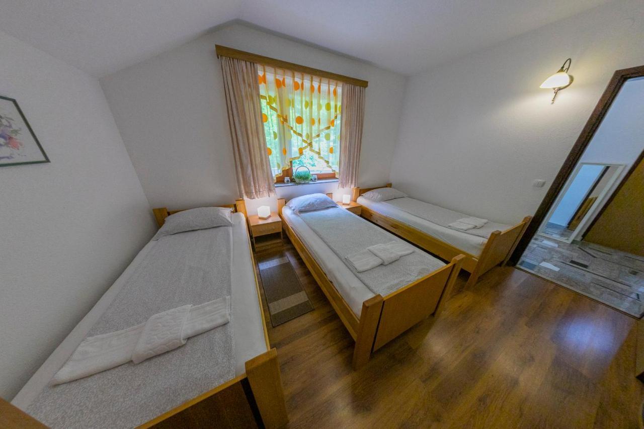 Apartments Oeneus Racic Εξωτερικό φωτογραφία