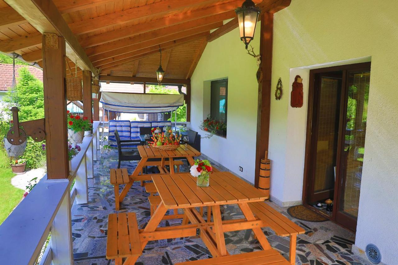 Apartments Oeneus Racic Εξωτερικό φωτογραφία