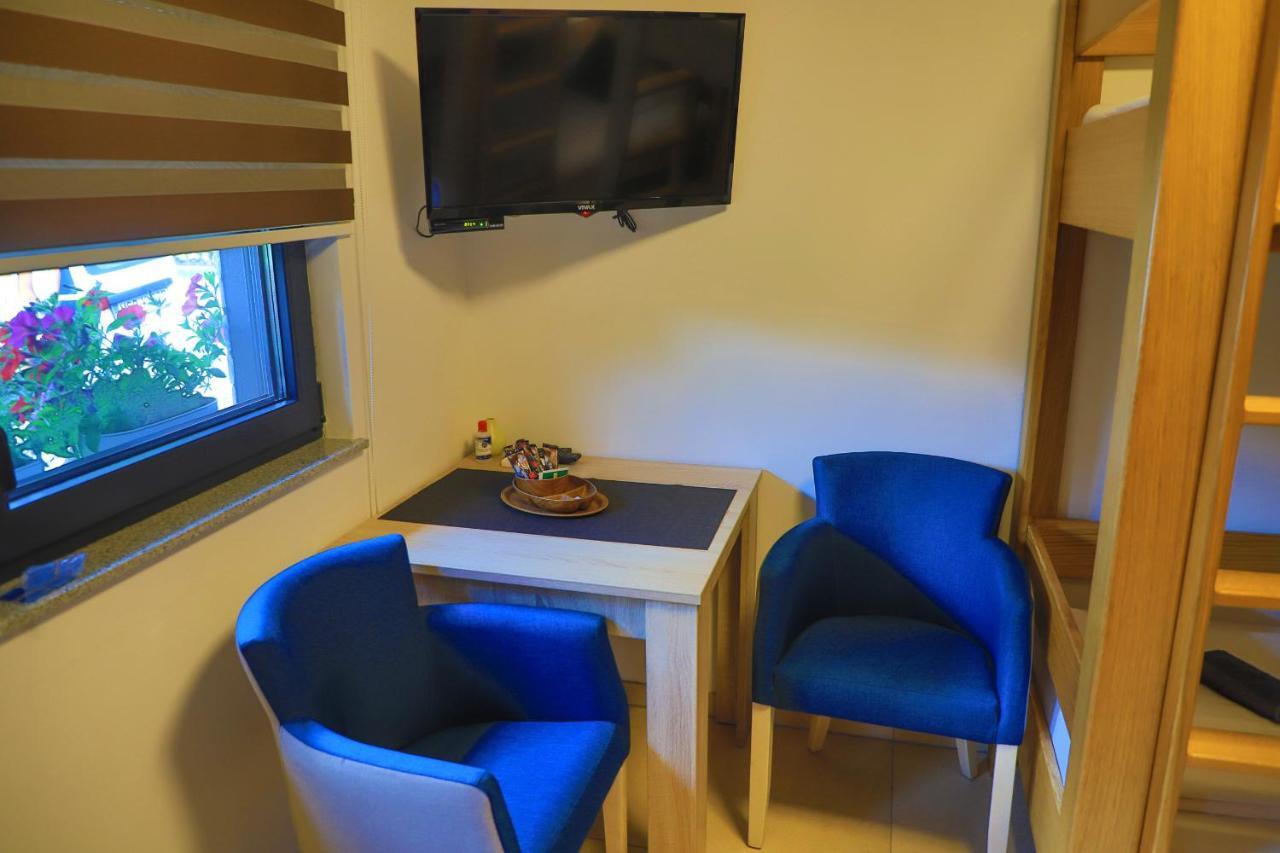 Apartments Oeneus Racic Εξωτερικό φωτογραφία
