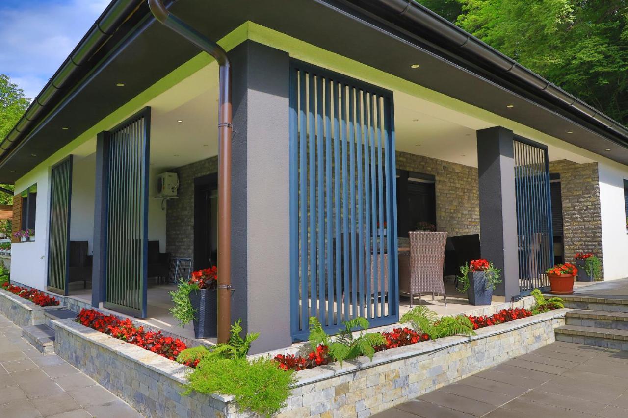 Apartments Oeneus Racic Εξωτερικό φωτογραφία