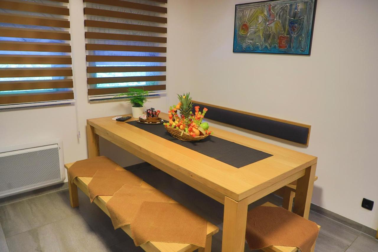 Apartments Oeneus Racic Εξωτερικό φωτογραφία